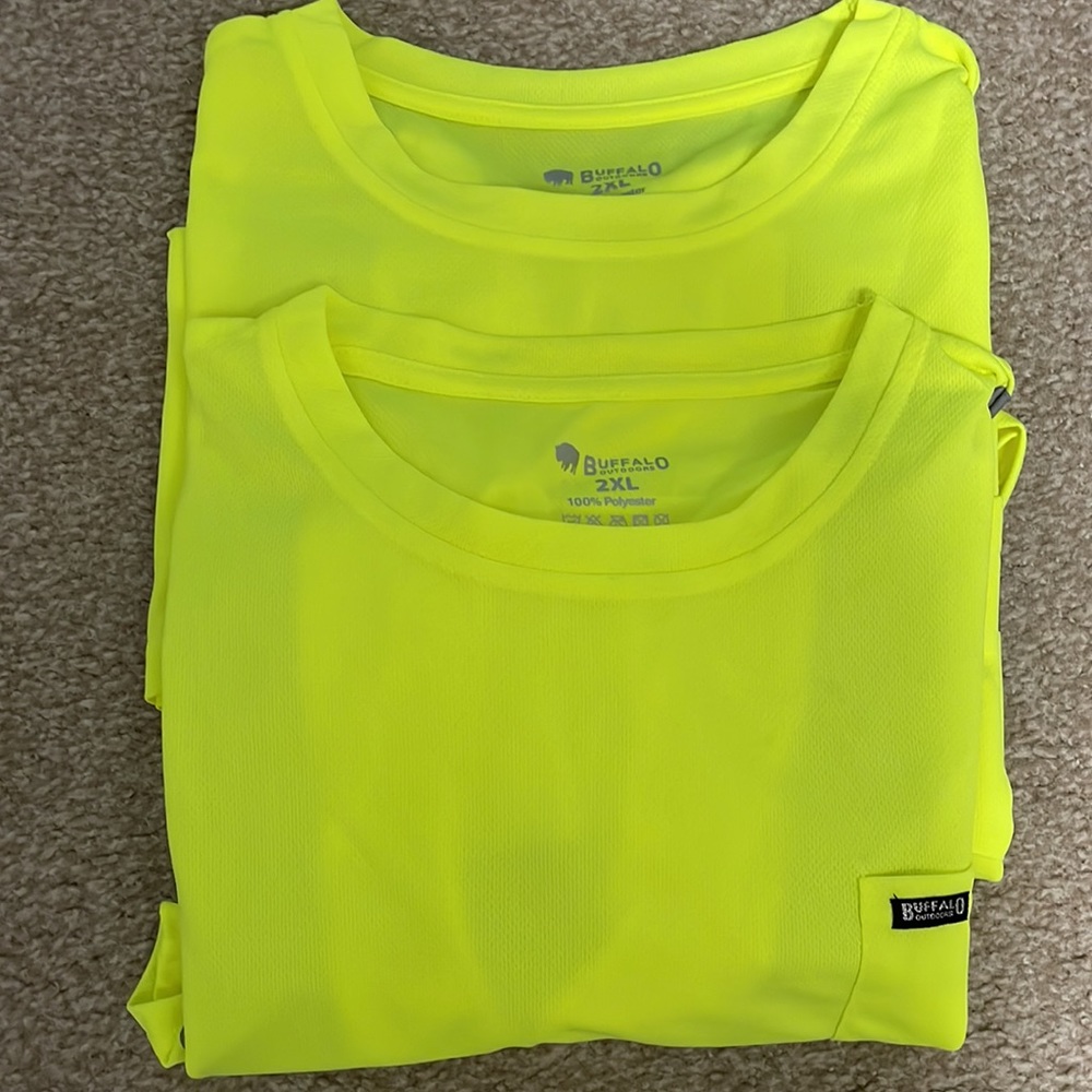 2 Safety shirts - Picture 3 of 4